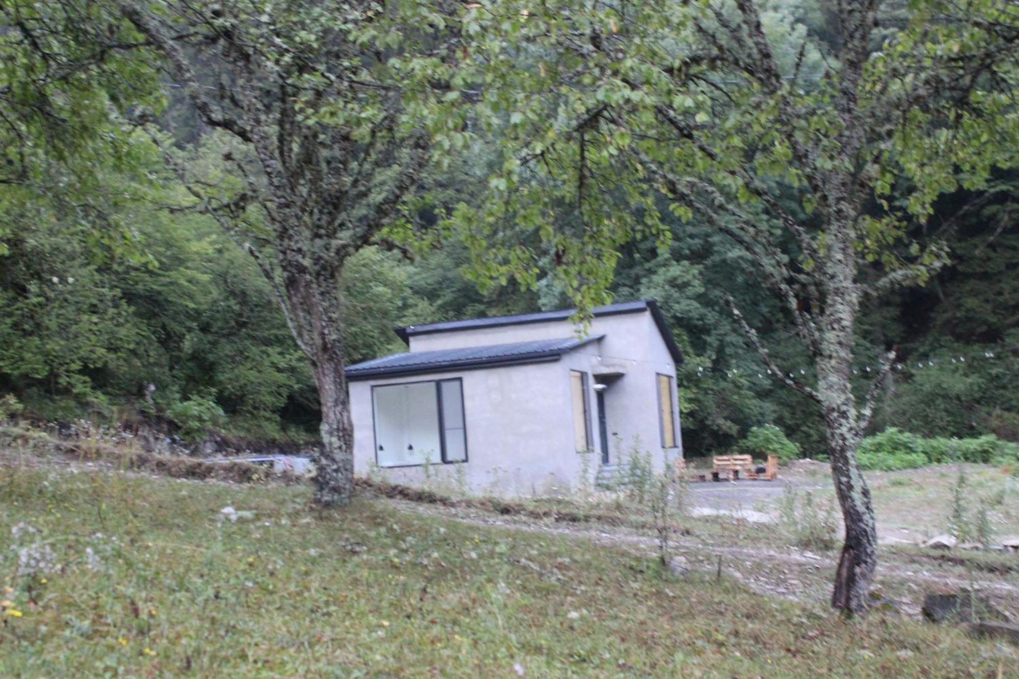 Cozy House In The Forest Borjomi ภายนอก รูปภาพ